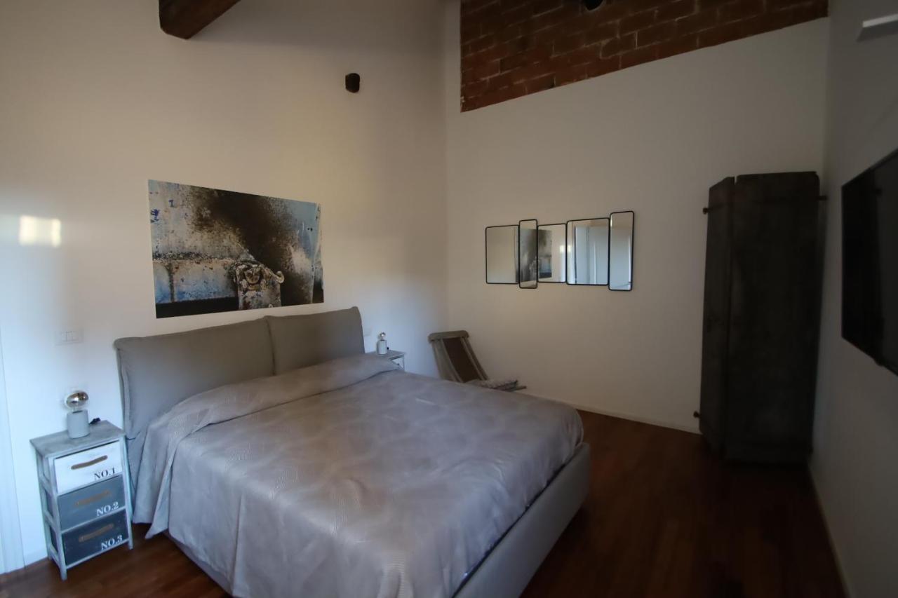 Charme Appartamento Immerso Tra Le Mura Bolognesi Exterior foto